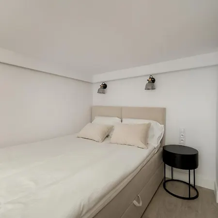 Lejlighed Piekny Apartament Dla 8 Osob Polozony 500 M Od Wroclawskiego Rynku By Renters Wrocław