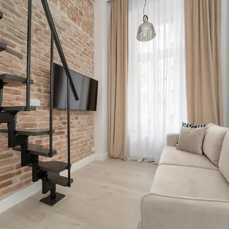 Lejlighed Piekny Apartament Dla 8 Osob Polozony 500 M Od Wroclawskiego Rynku By Renters